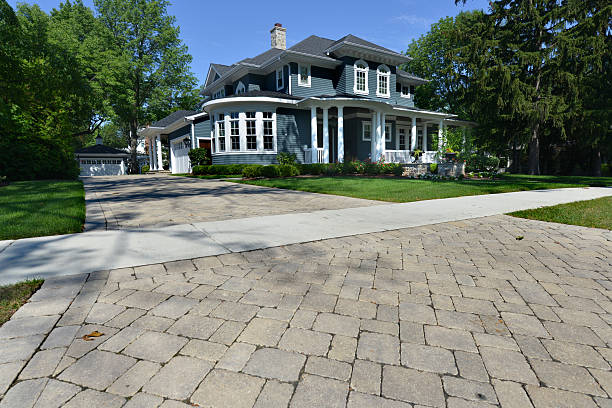 Best Driveway Paving Company  in Clintwood, VA